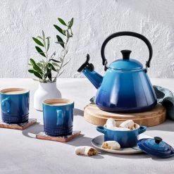 Le Creuset Kone Fluitketel 1,6 Liter Staal Azure -Nieuw Keukengerei Winkel 40101022200000 alt4