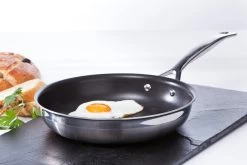 Le Creuset Magnetik Koekenpan Met Anti-aanbaklaag ø 20 Cm Rvs -Nieuw Keukengerei Winkel lc 3p fp20n 12