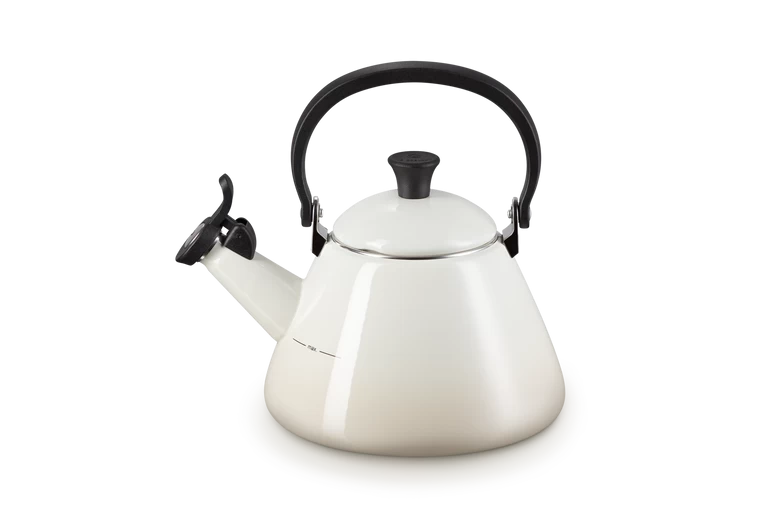 Le Creuset Kone Fluitketel 1,6 Liter Staal Meringue 1 Le Creuset Kone Fluitketel 1,6 Liter Staal Meringue