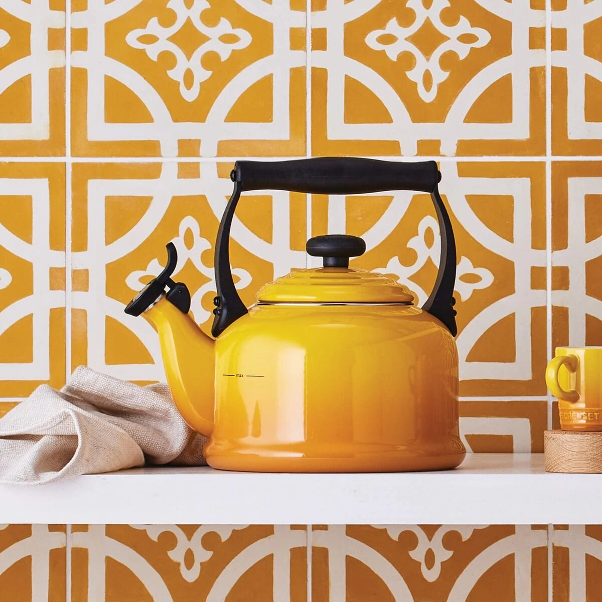 Le Creuset Tradition Fluitketel 2,1 Liter Staal Nectar - Afbeelding 5